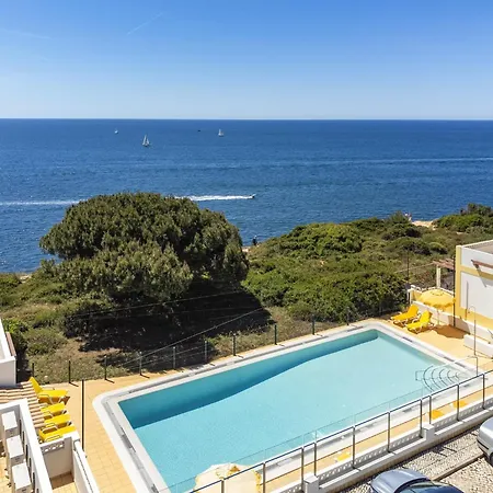 Modern With Sea Views, Terrace Holiday home